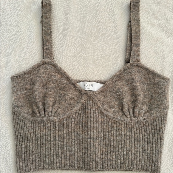 Astr Tops - Astr Sweater Crop Top